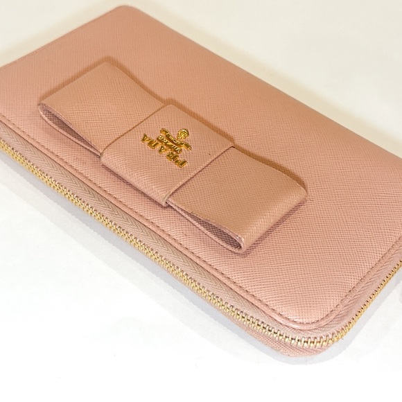 Prada Light Pink Bow Saffiano Leather Zippy Wallet - Picture 5 of 15